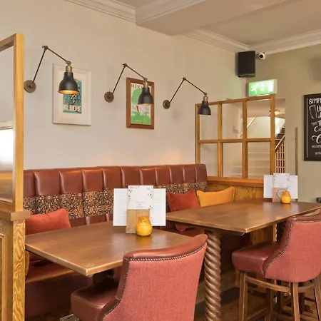 Old Swan Hotel